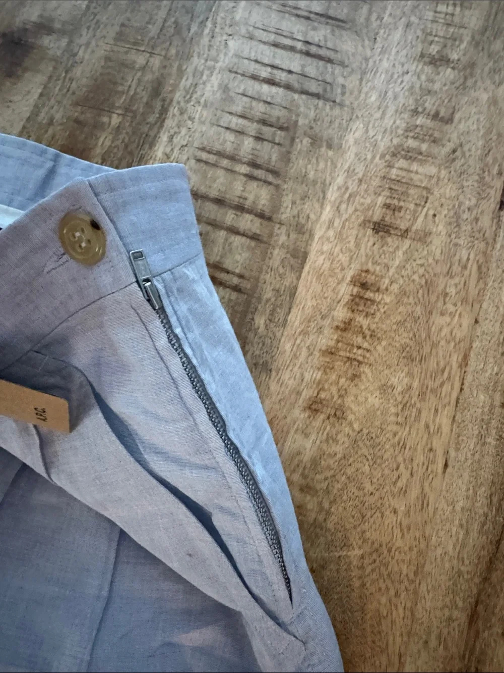 A.P.C. breezy light